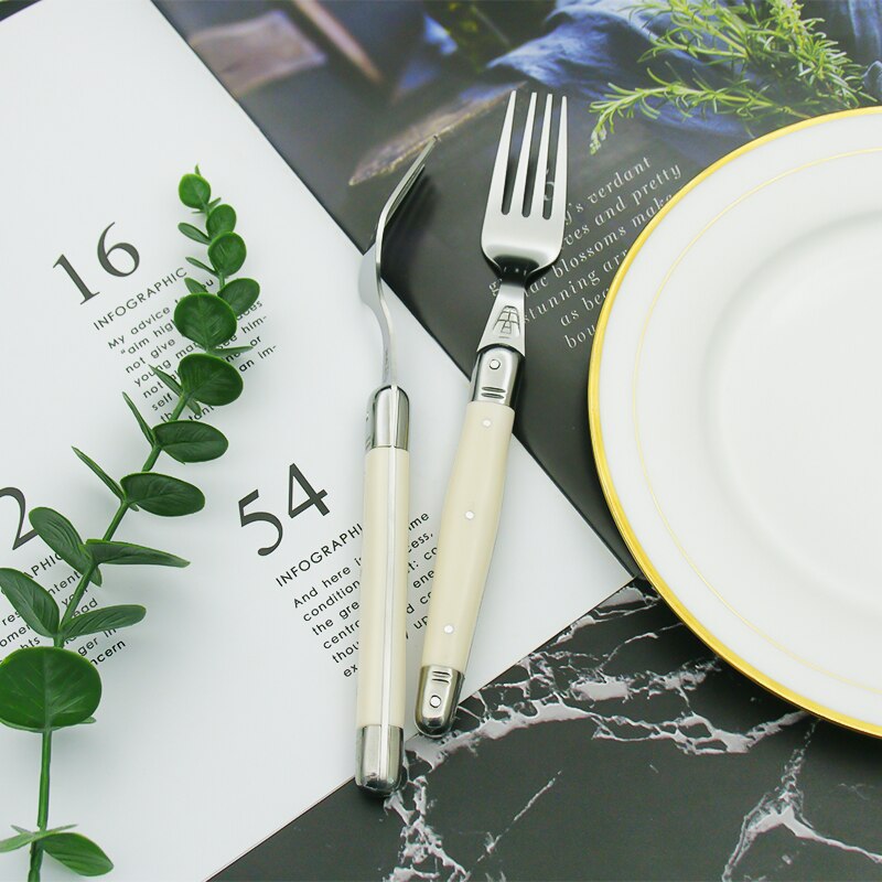 Exquisites Tafelservice in Laguiole Design Elfenbeinweißes 4-24 Teilig