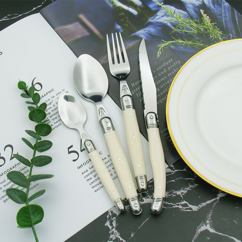 Exquisites Tafelservice in Laguiole Design Elfenbeinweißes 4-24 Teilig