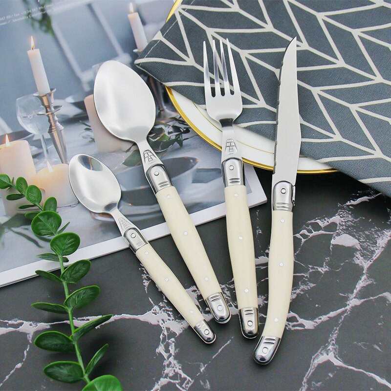 Exquisites Tafelservice in Laguiole Design Elfenbeinweißes 4-24 Teilig